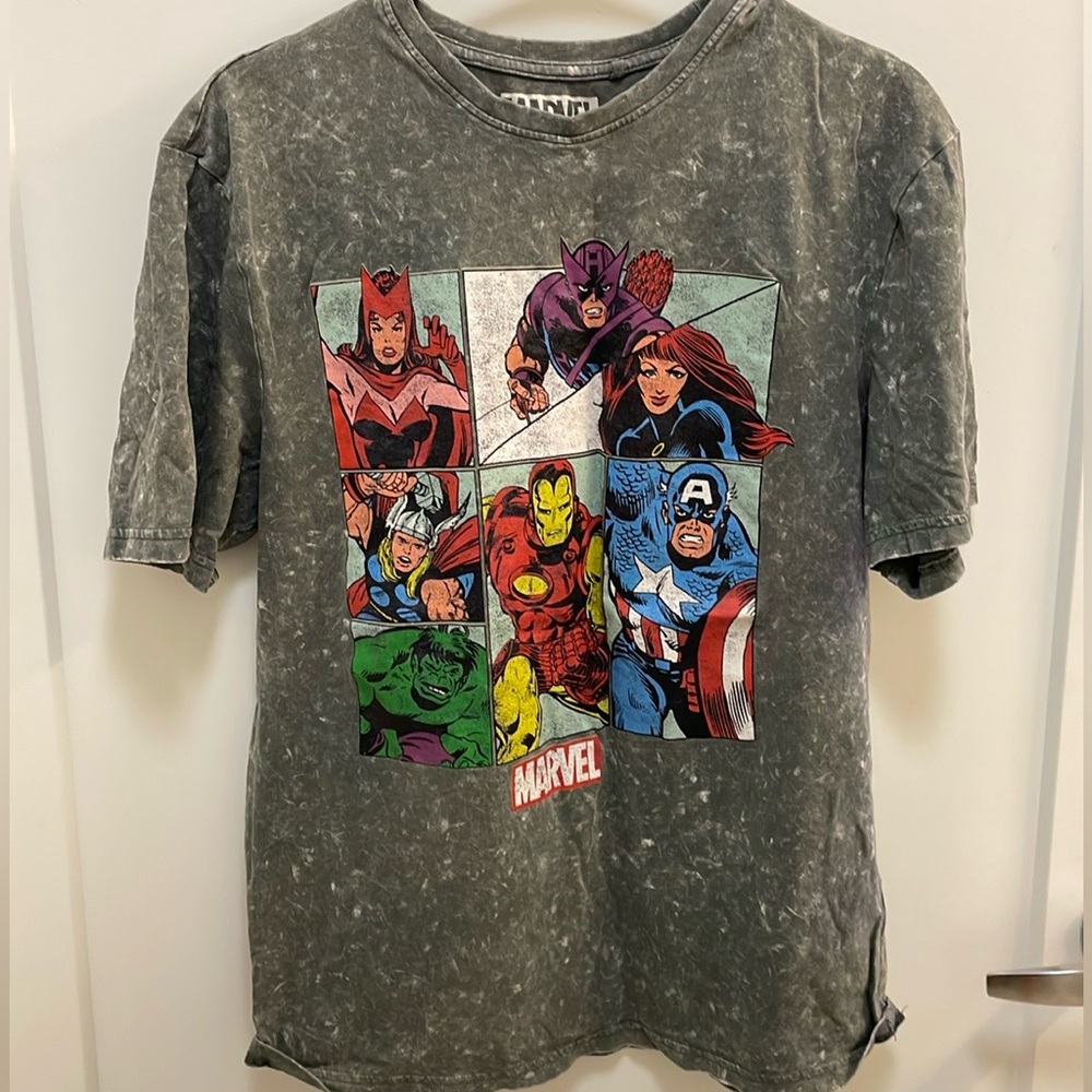 Oversized grey marvel graphic tee (t shirt)